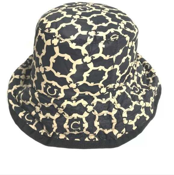 Salvatore Ferragamo Gancini logo Bucket Hat. Luxury Brand. - Picture 2 of 4